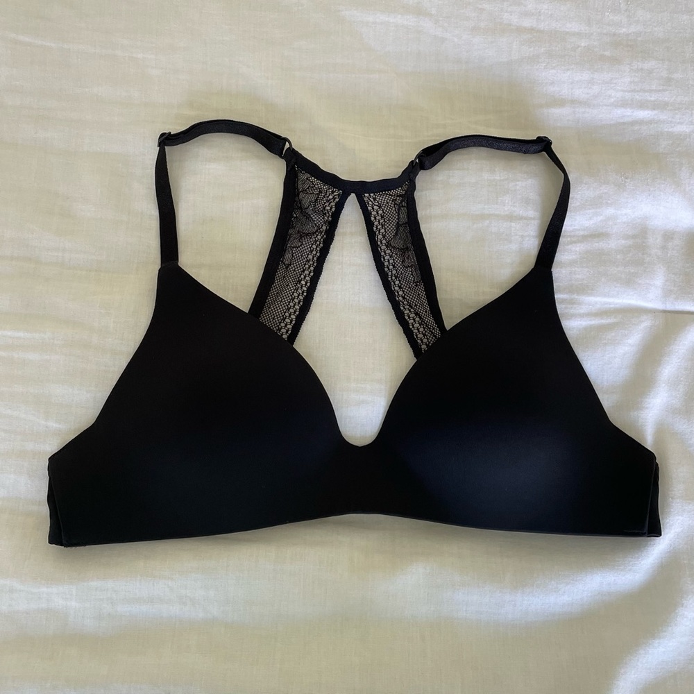 Victoria’s Secret Black Bra